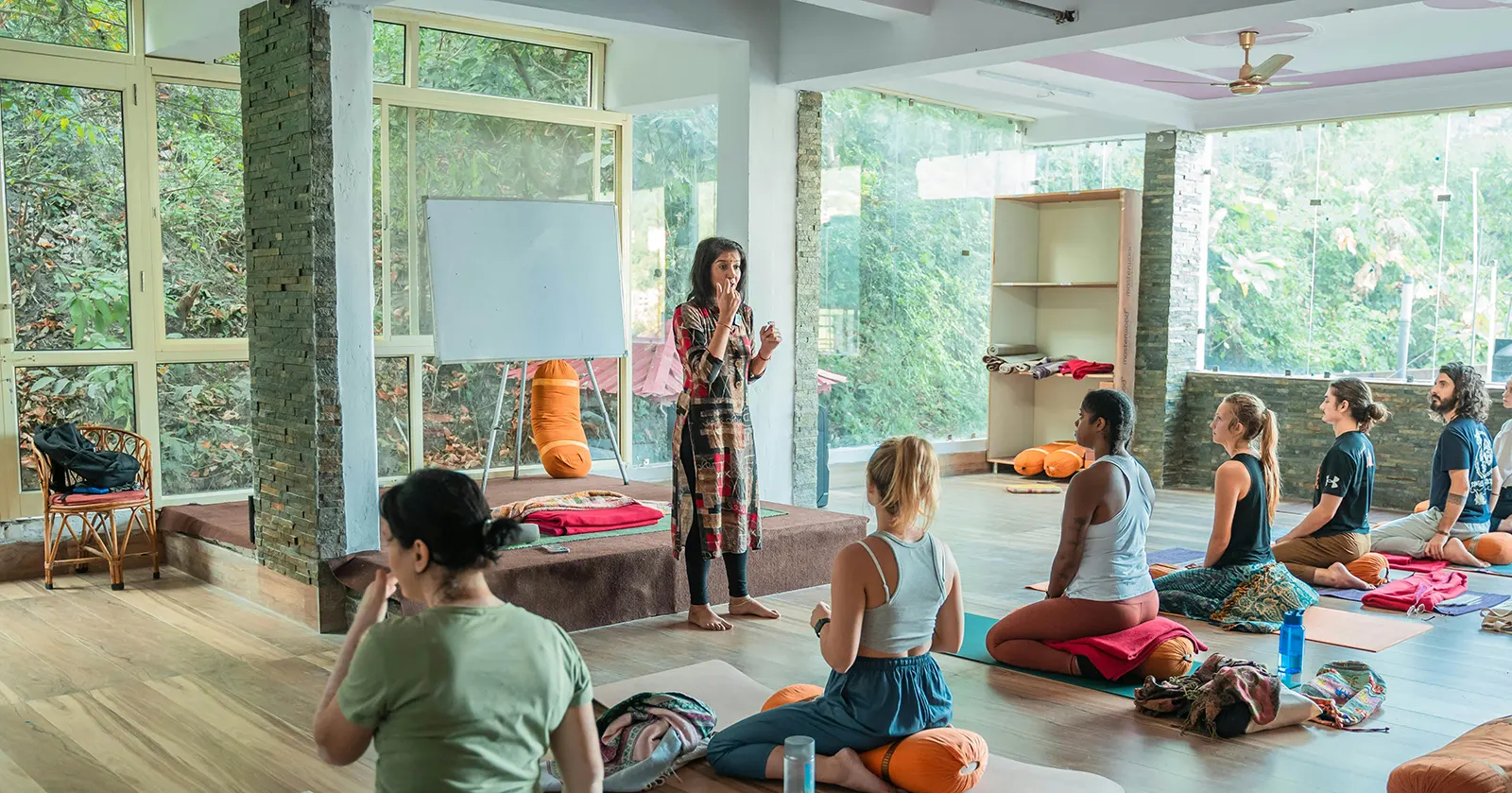 Statut du professeur de Yoga